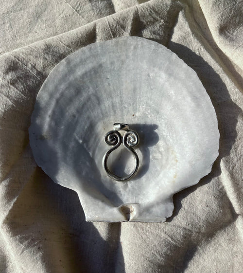 Labradorite Swirl Ring